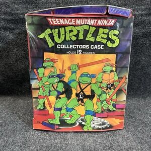 Teenage Mutant Ninja Turtles 20400 Tara Vintage 1988 Collectors Case 12 Figures
